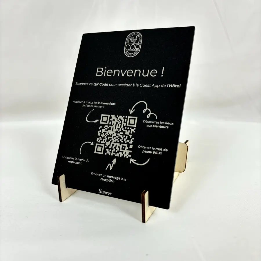 Photo of a self-standing plexiglass QR code easel in matte black.
