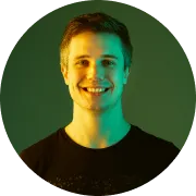 Testimonial Aoutor Image