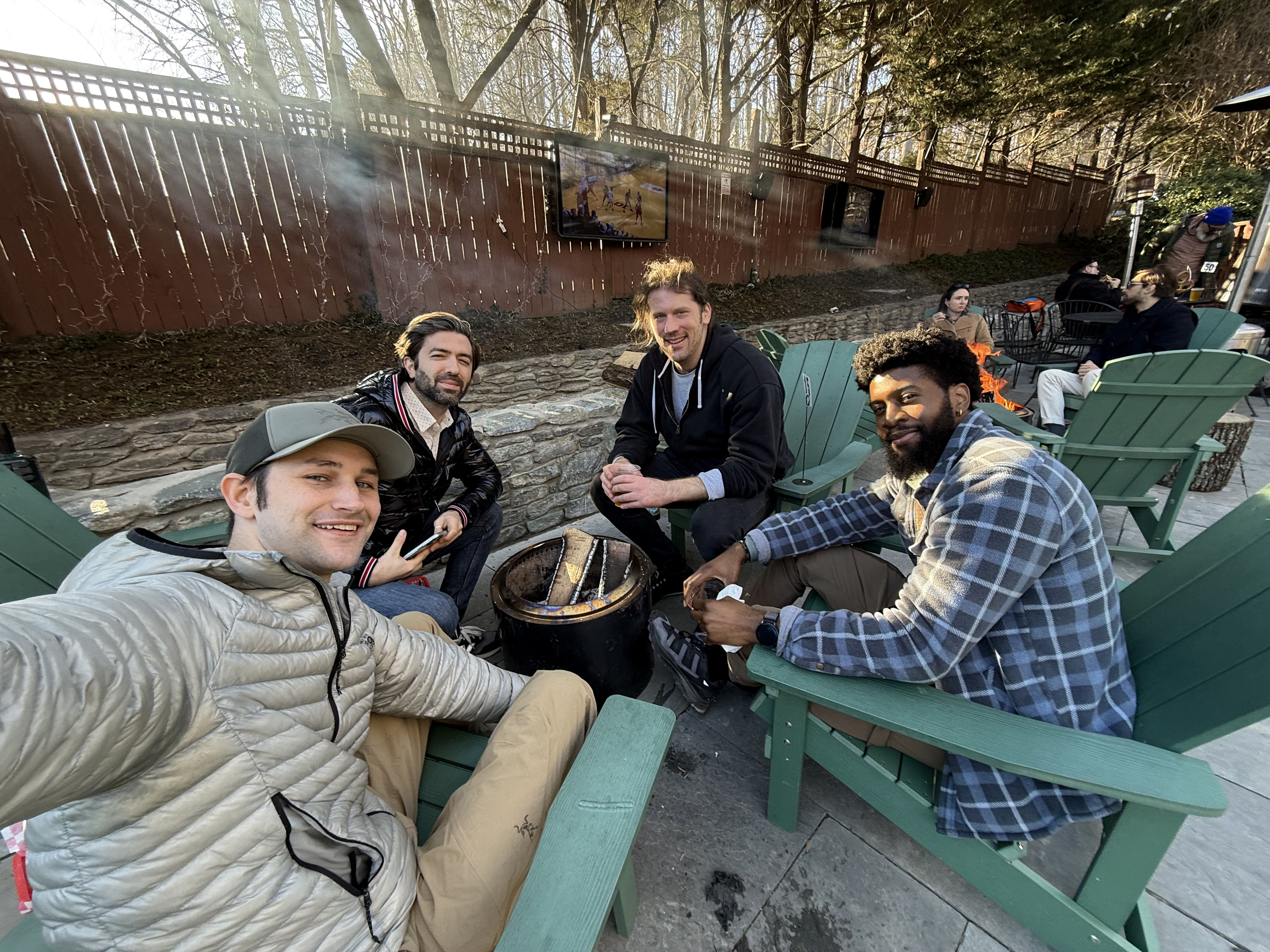 Small group conversation at a Choros gathering