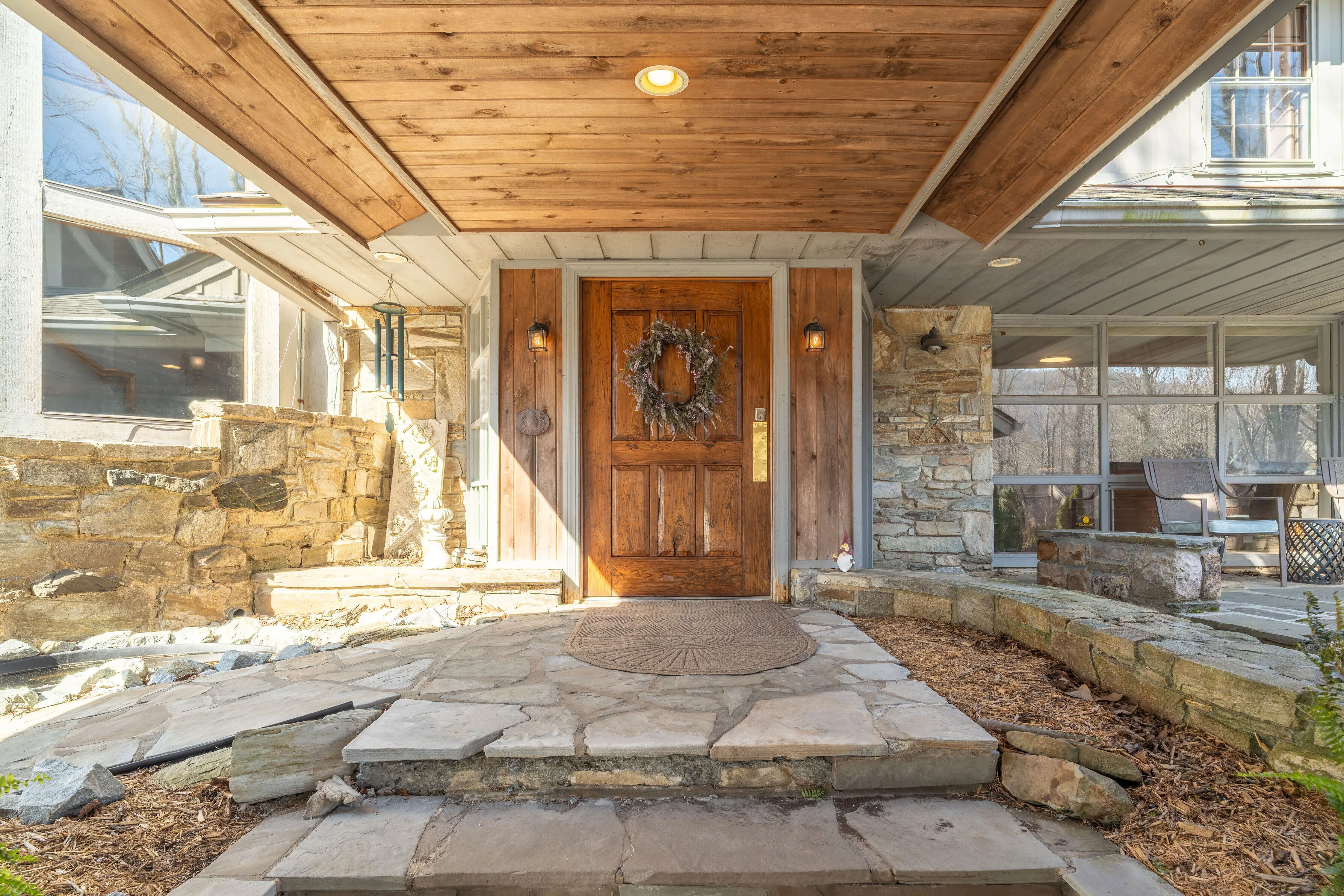 Exterior of Crestwood hotel in Blowing Rock, NC