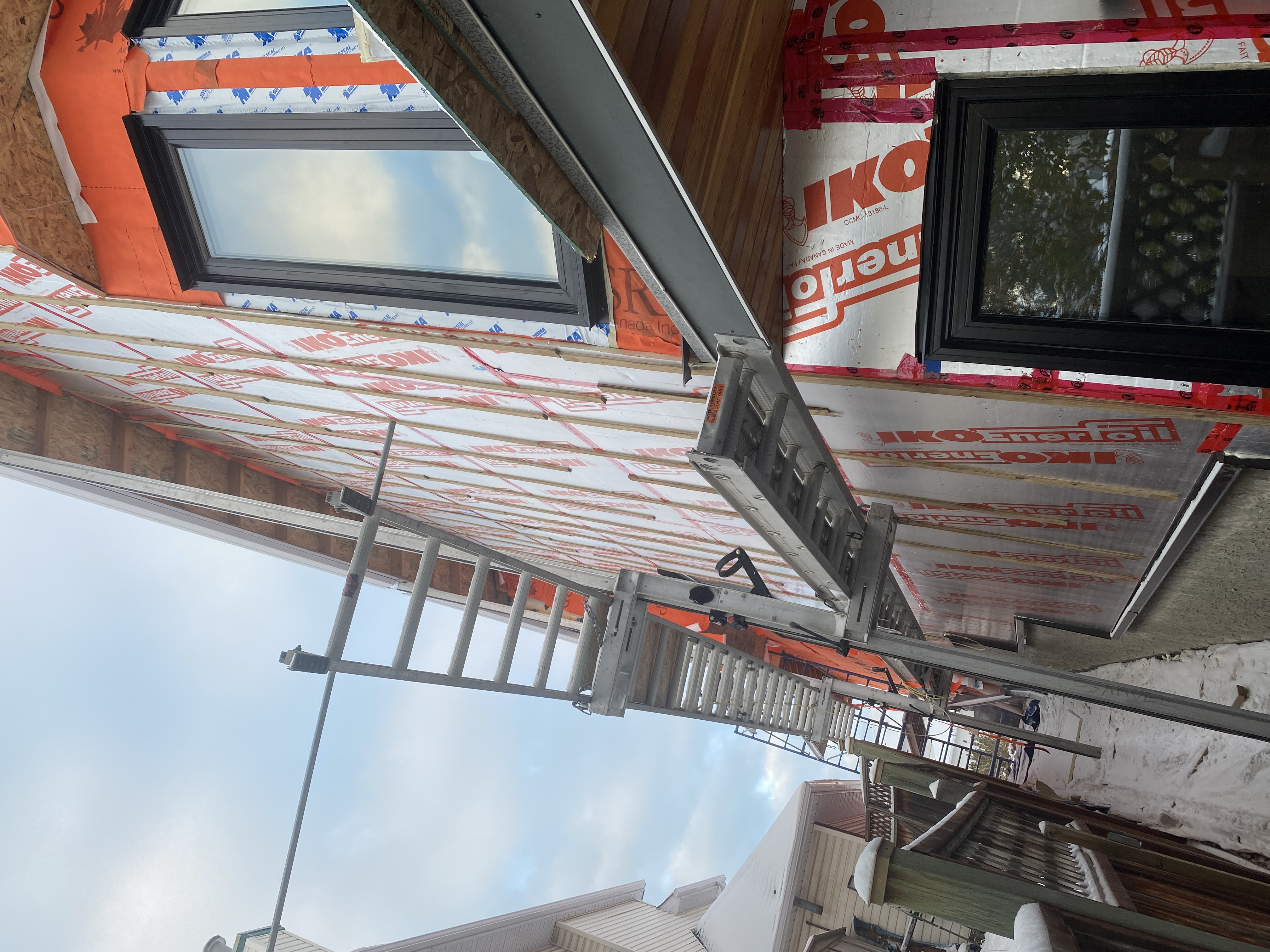 contractor for siding installation calgary