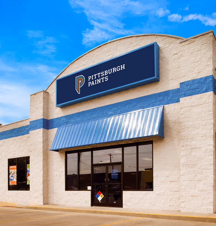 Entrance to PITTSBURGH PAINTS paint store