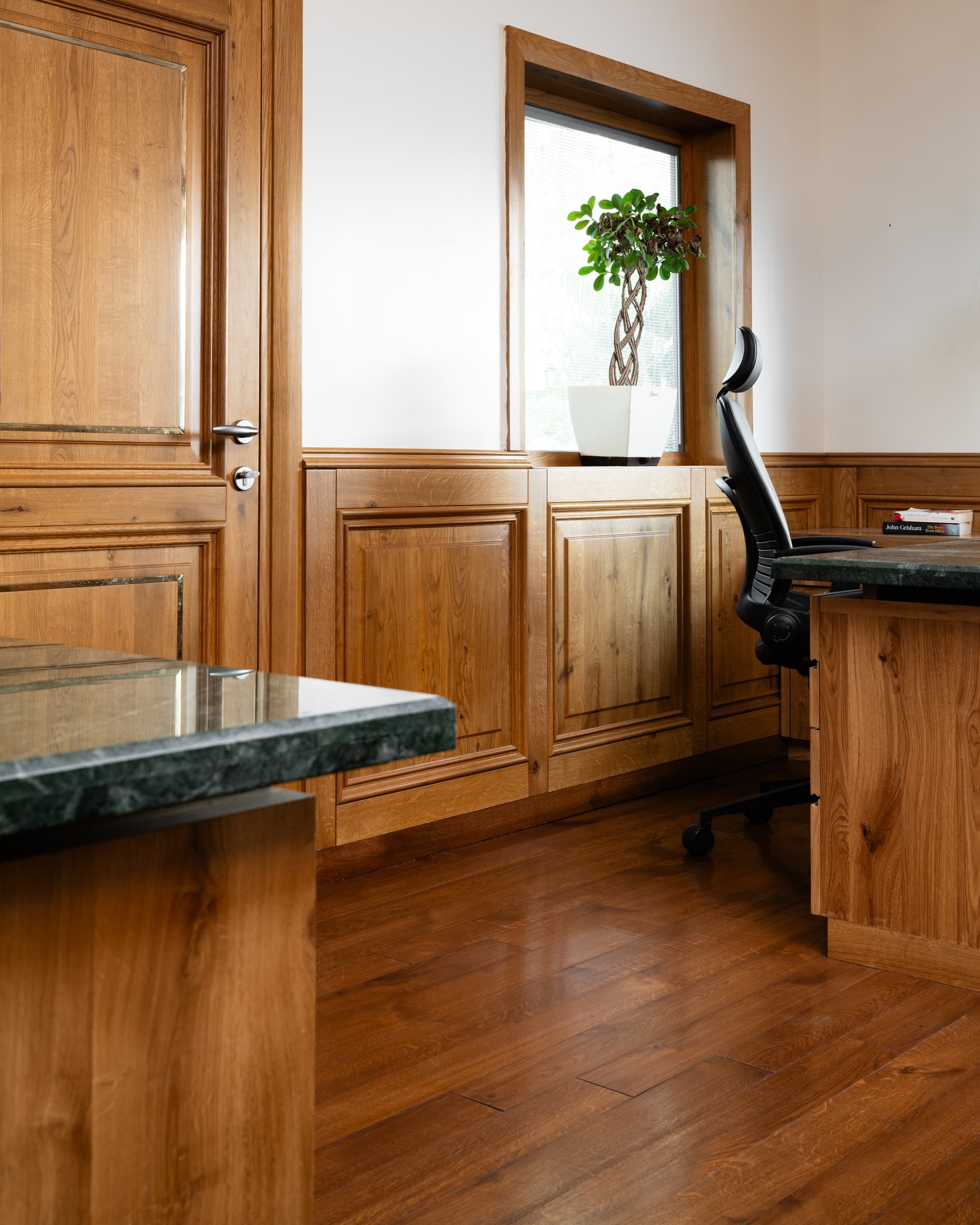 Wooden-Office-3