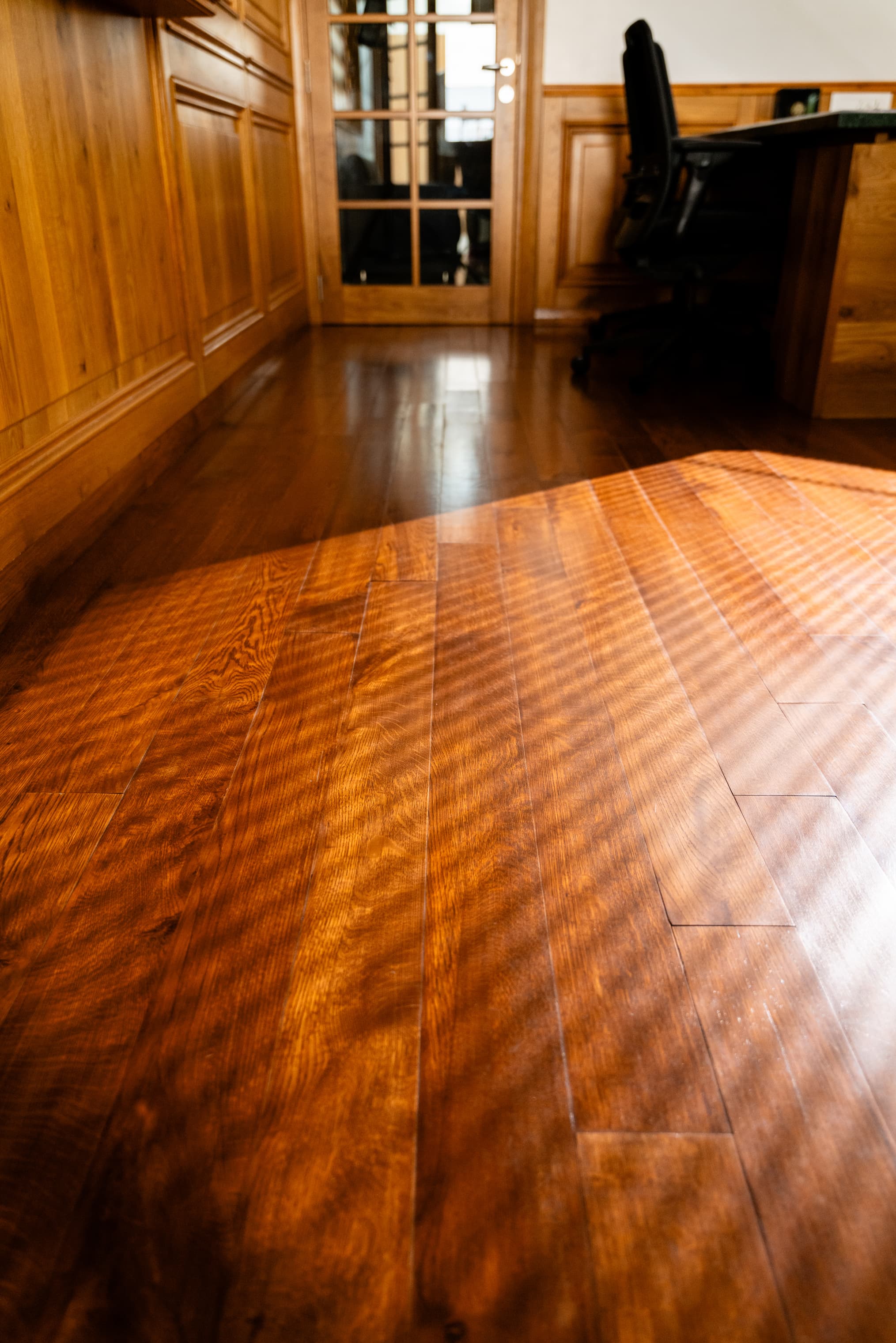 Wooden-Office-17