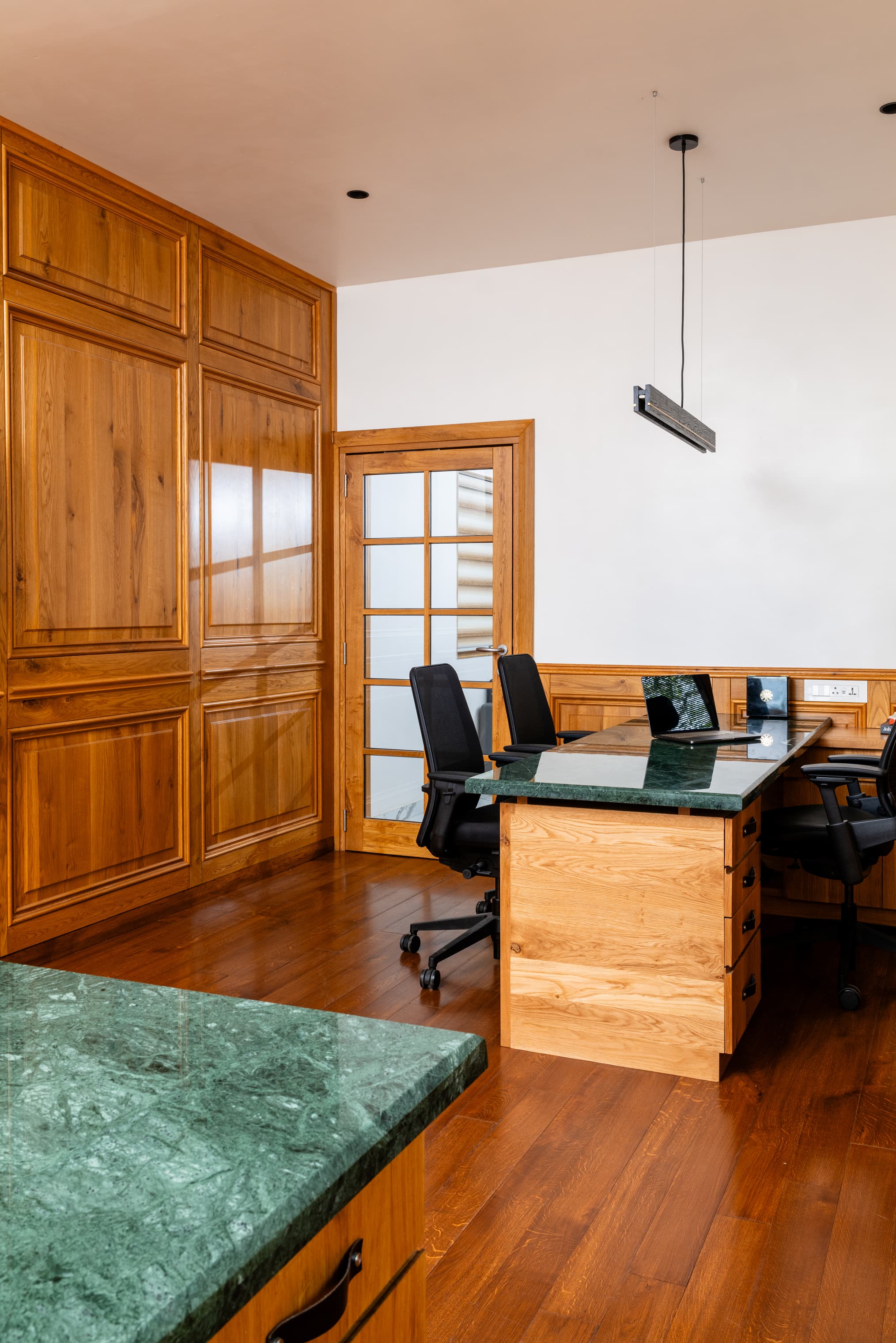 Wooden-Office-7