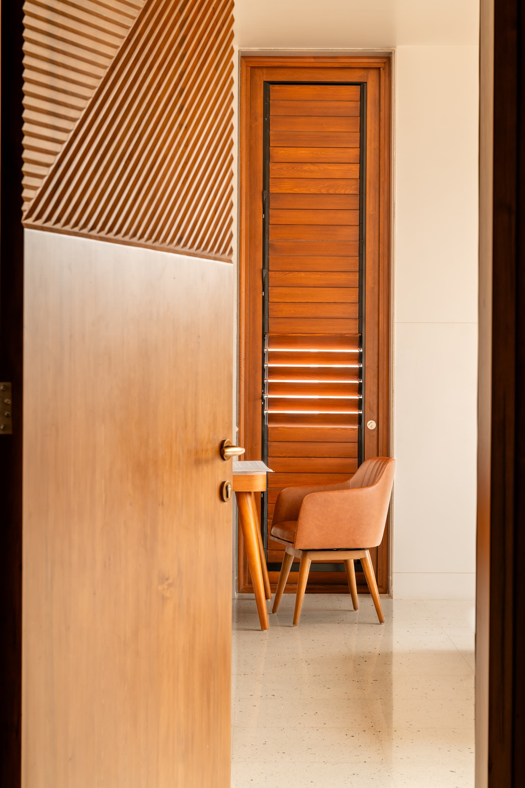 Cedar-Wood-Door-Window-Residence28