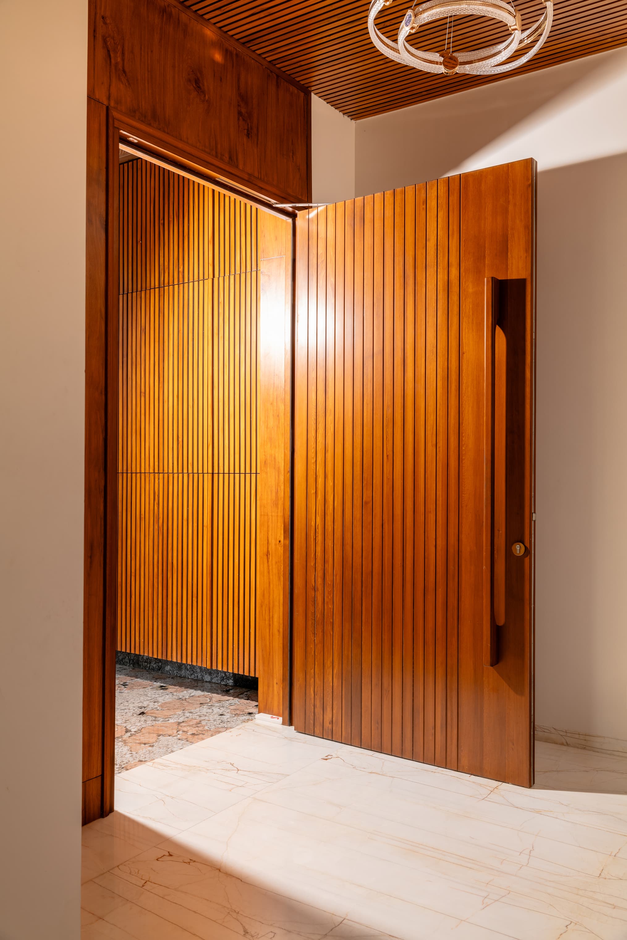 Cedar-Wood-Door-Window-Residence13
