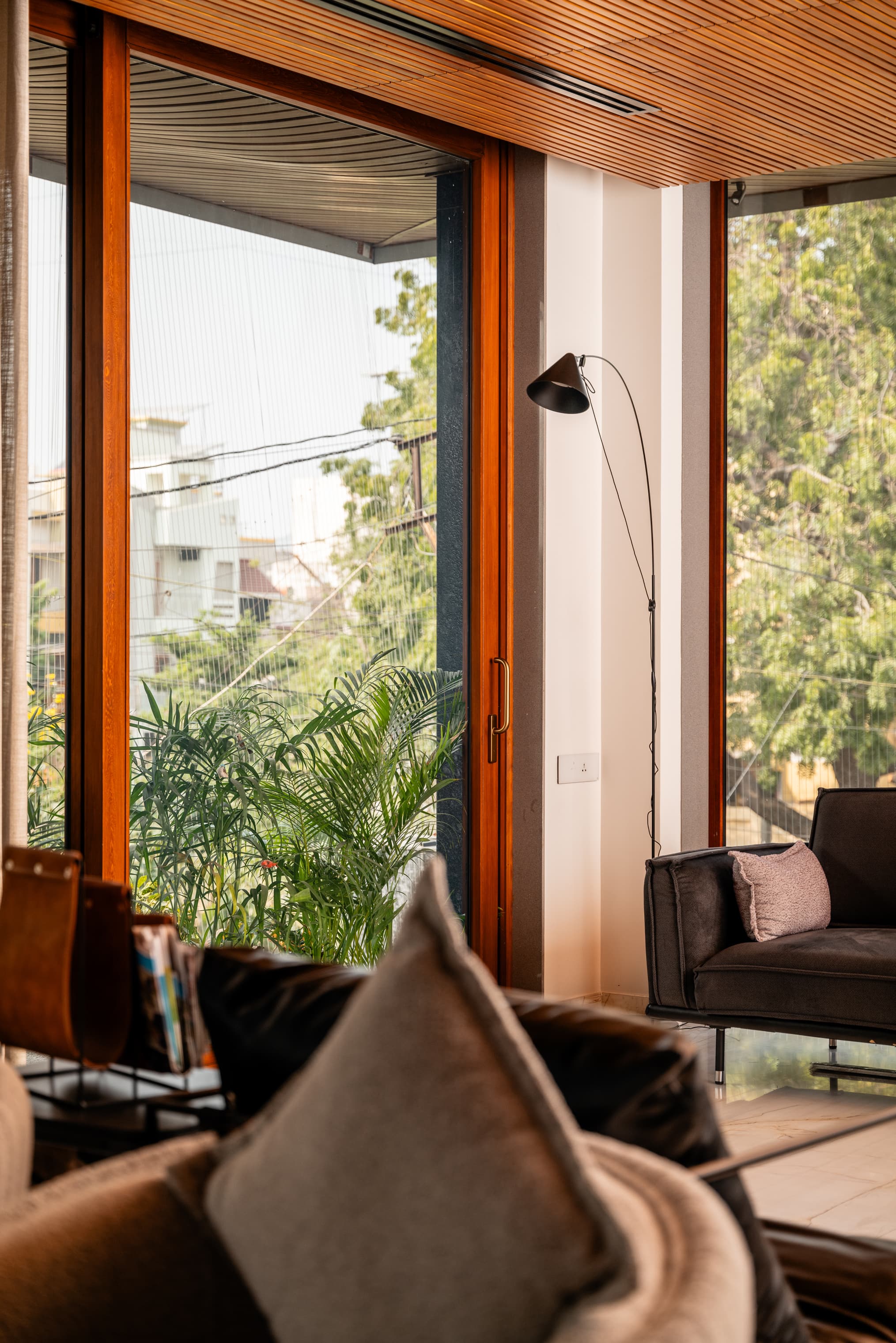 Cedar-Wood-Door-Window-Residence10