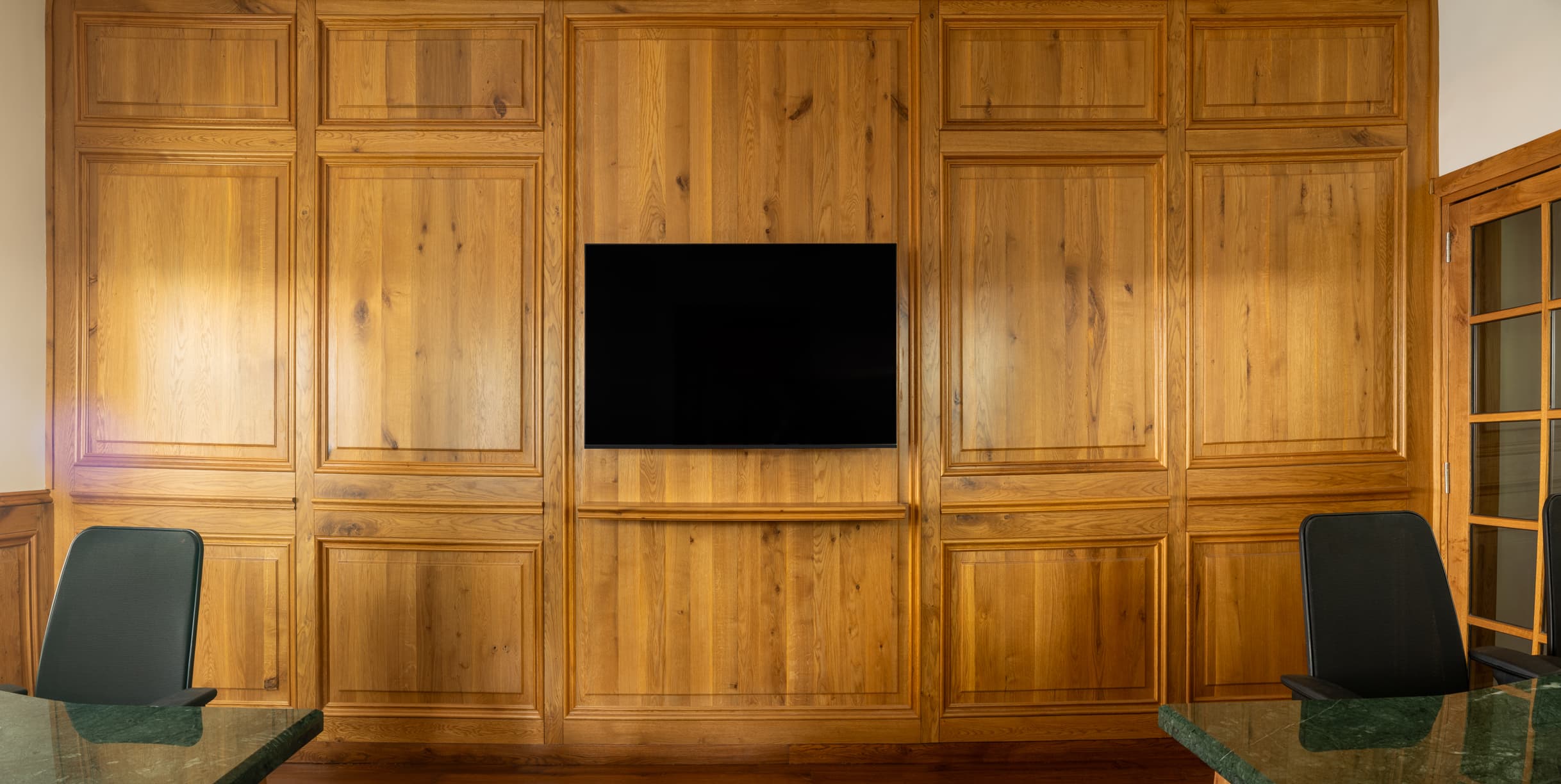 Wooden-Office-4