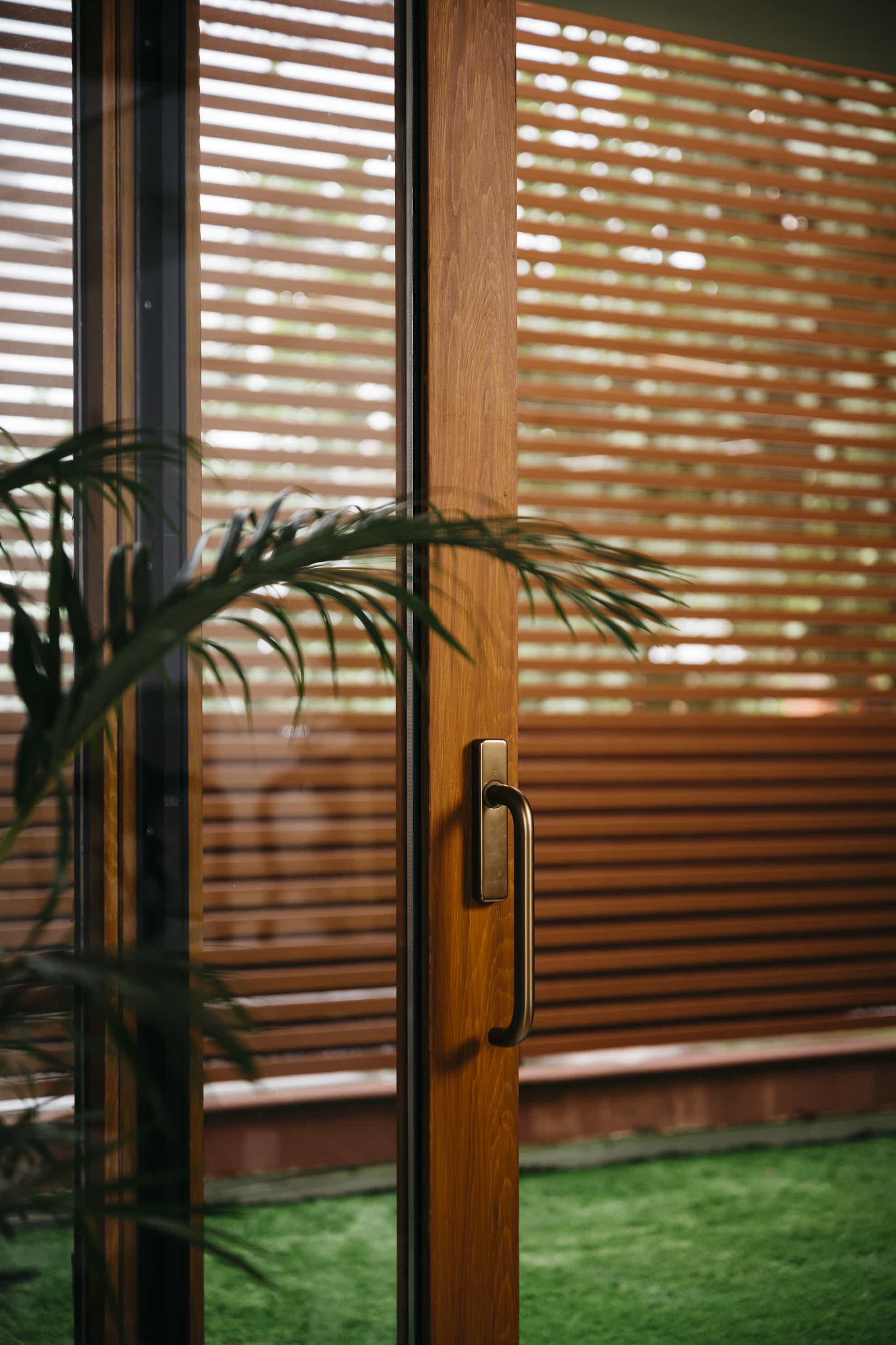 Teak-Wood-LiftSlide-Residence12