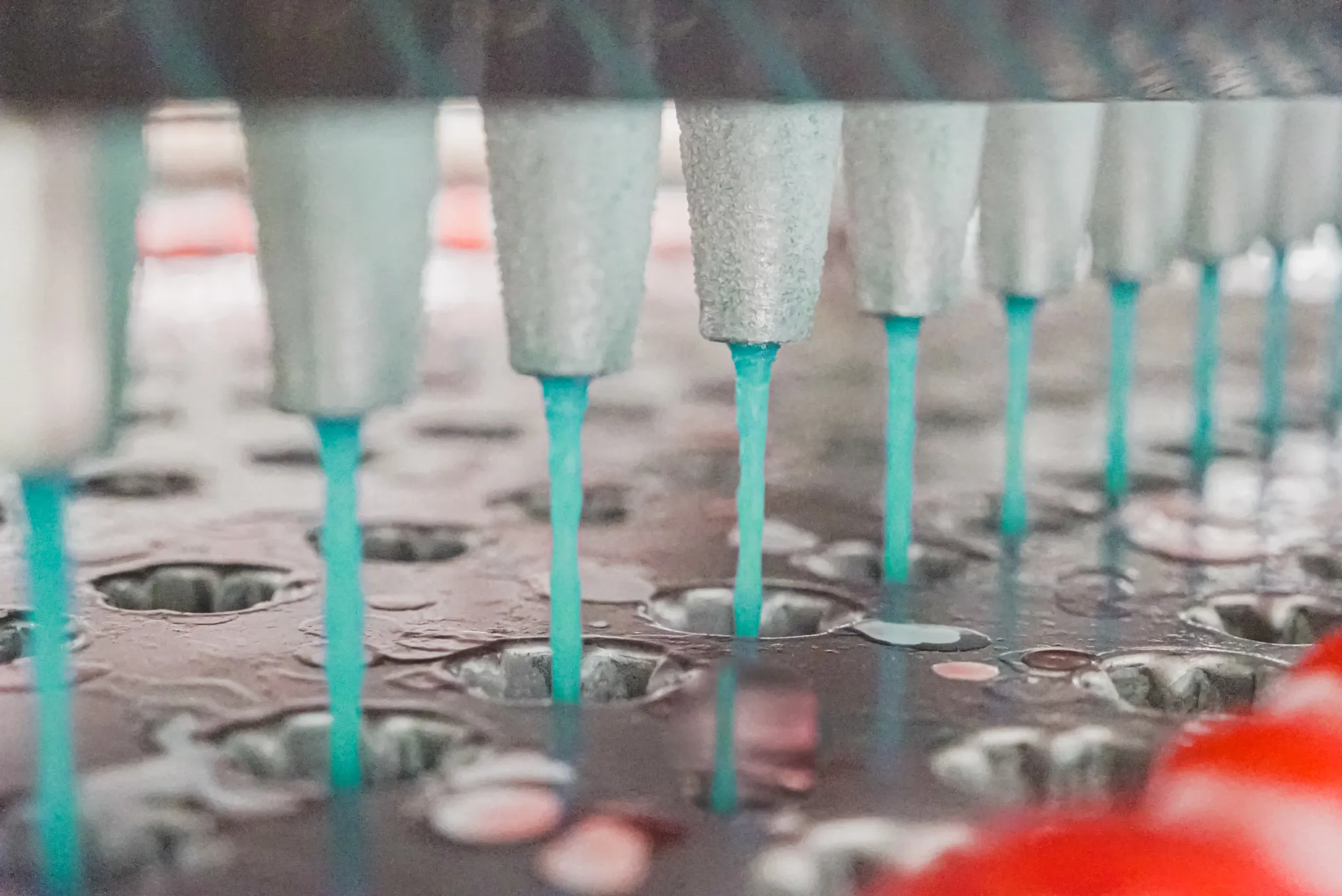 image of maintenance crew working on aircraft