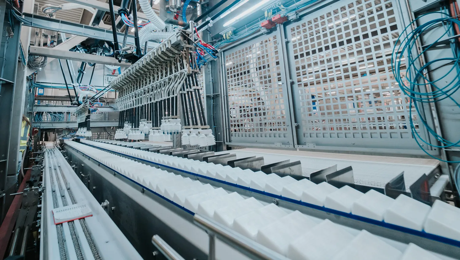 image of laboratory equipment (for a university)