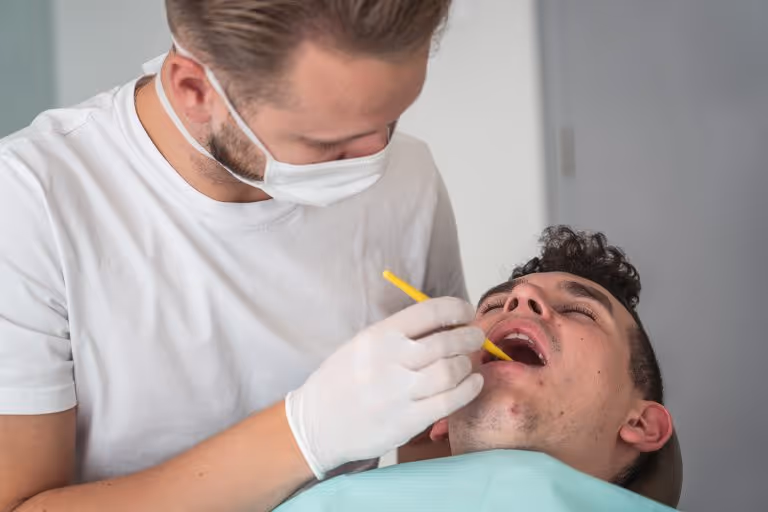 Prečo sa zuby plombujú? » Najlepší Zubár v Poprade? » Zubná ambulancia MIMIK