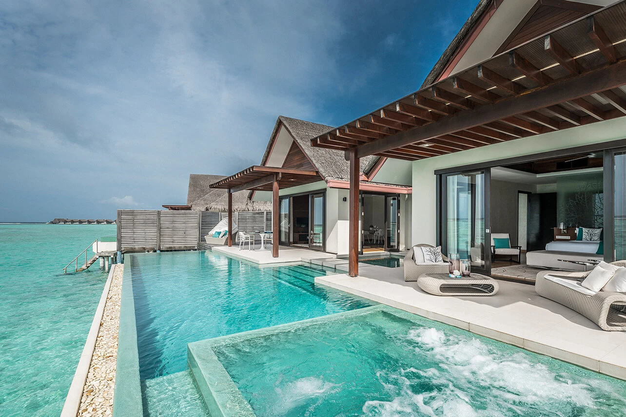 ONE BEDROOM OCEAN POOL PAVILION NIYAMA