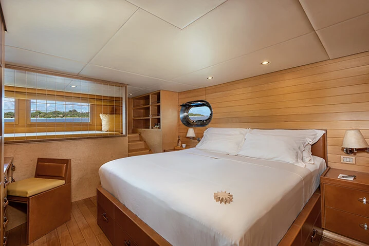 VIP CABIN SONEVA IN AQUA