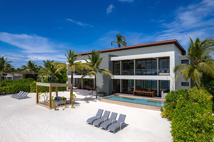 4-BD Beach Villa with Private Pool KV