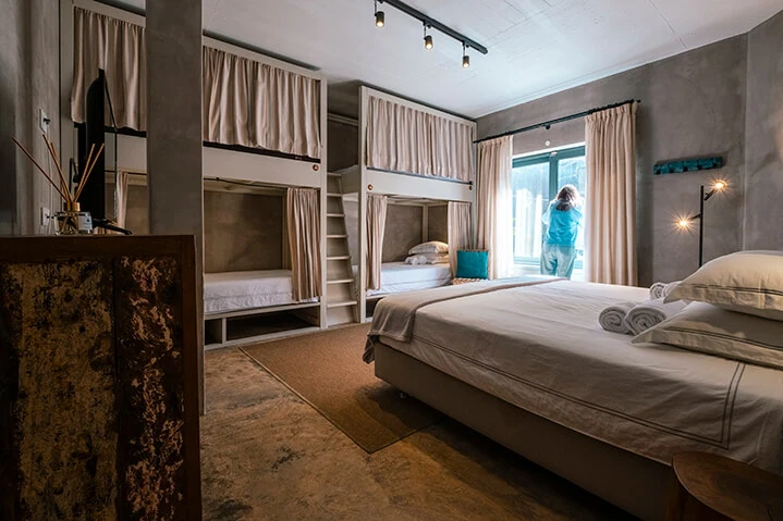 Family Room Surfers Lodge Peniche