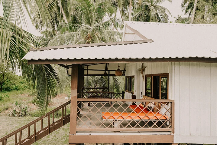 Standard Bungalows - Telos 101