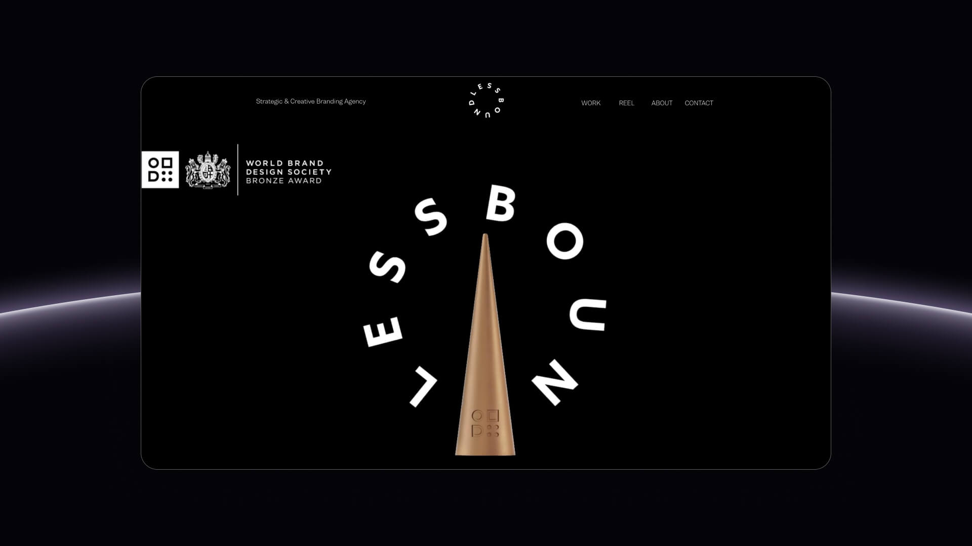 Boundless Brand Design sophisticated homepage with captivating imagery emphasizing branding for drinks and hospitality sectors.