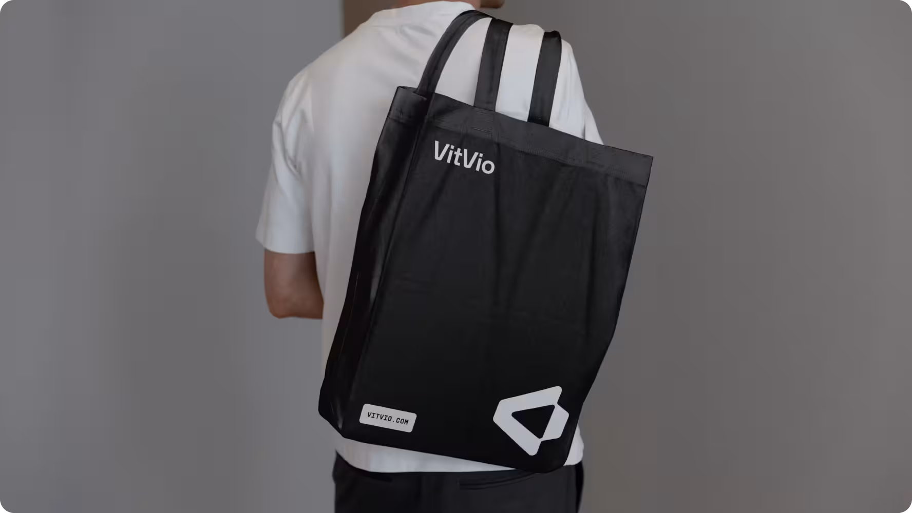 Halo Lab’s Merch design for VitVio