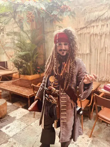 Un cosplay de Jack Sparrow