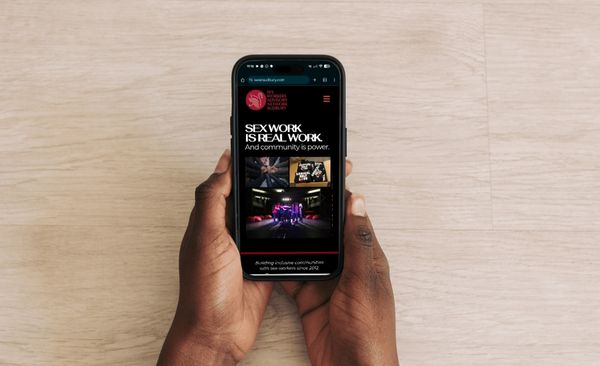 Mobile phone with custom website