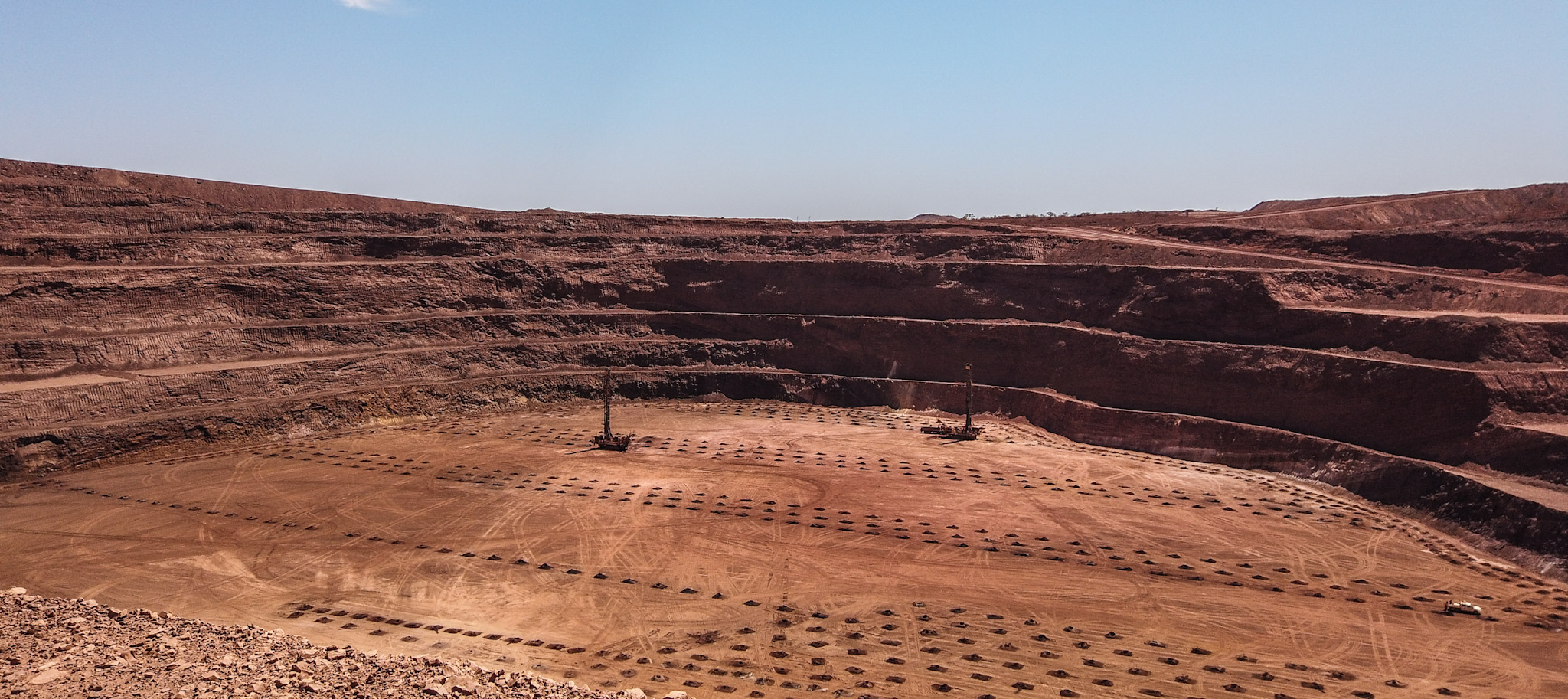 Optimising trim blasting