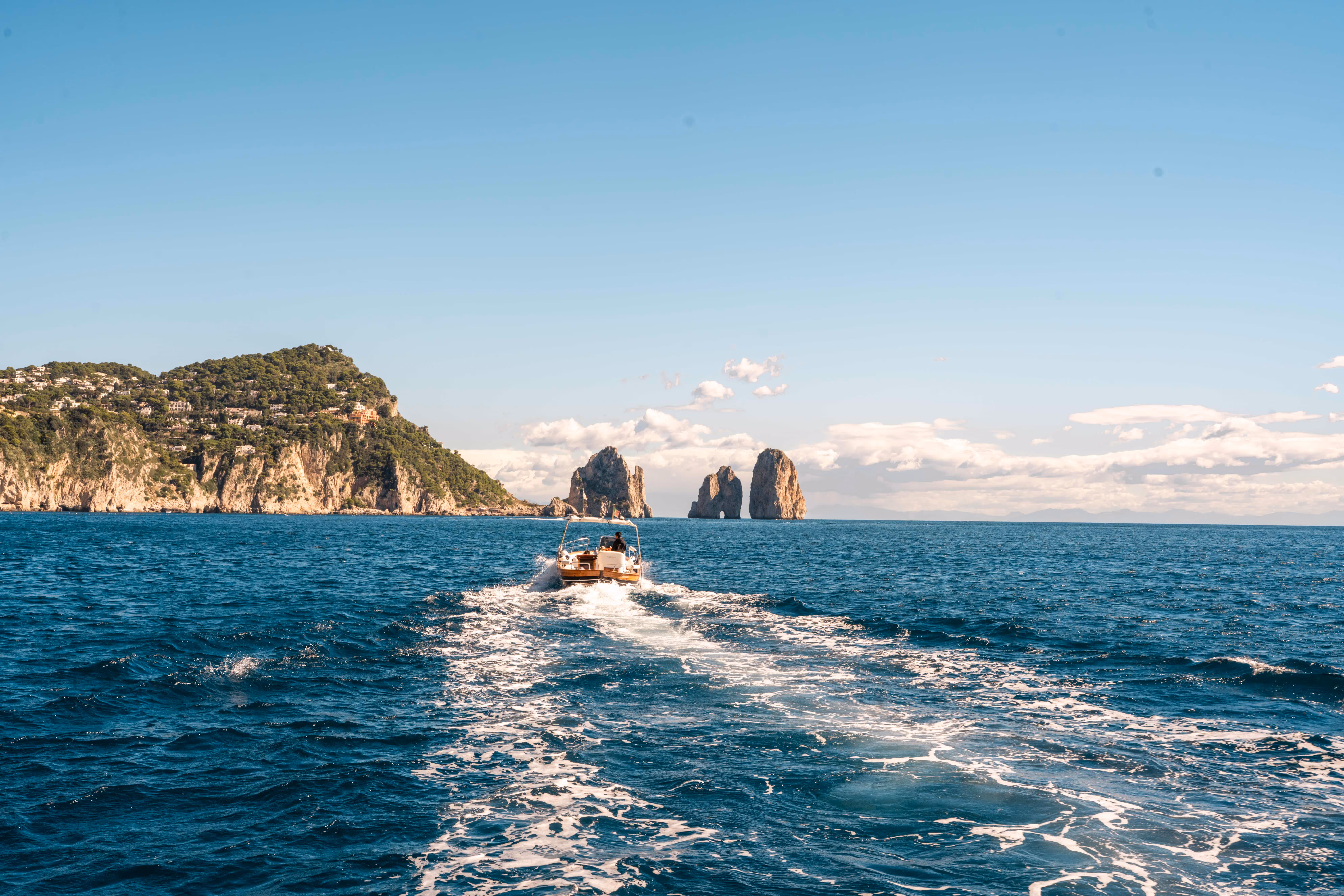 capitanini photos, capri boat