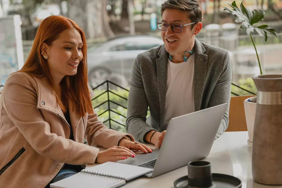 How Extendly reduces call centre volume by 30% by automating with Botpress