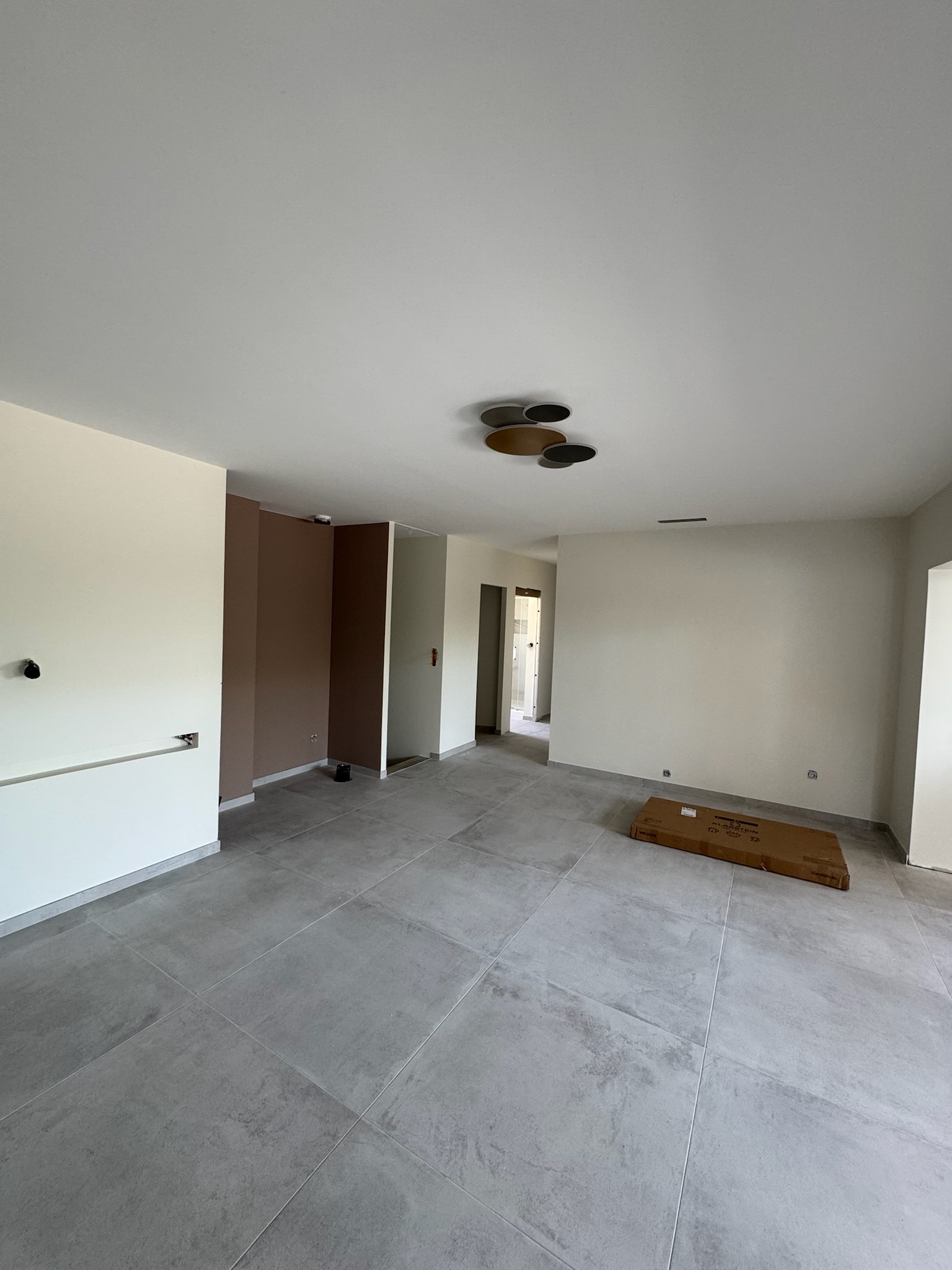 [background image] image of service desk for auto dealership