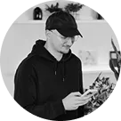 Testimonial V1 Author Img