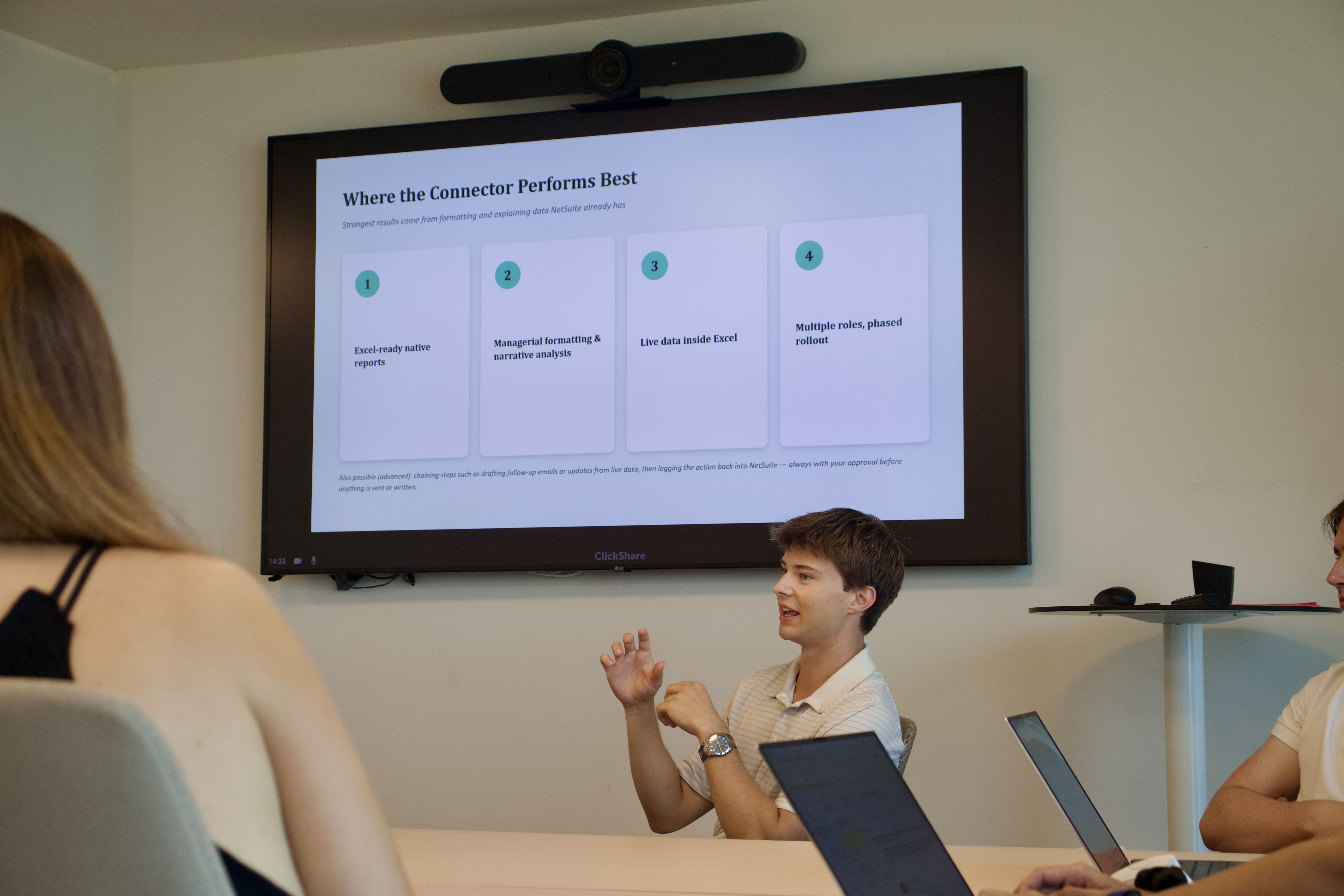 Live AI reporting demonstration during the Cloud Doing Good workshop