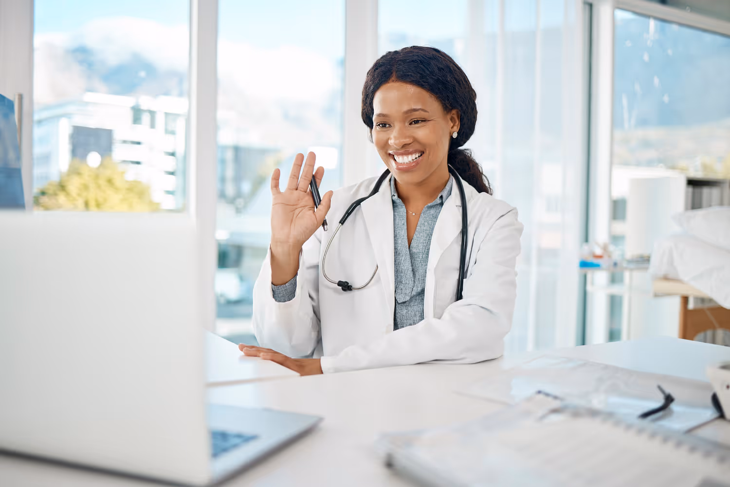 Inside a Virtual Longevity Clinic: How Remote Medicine Extends Healthspan