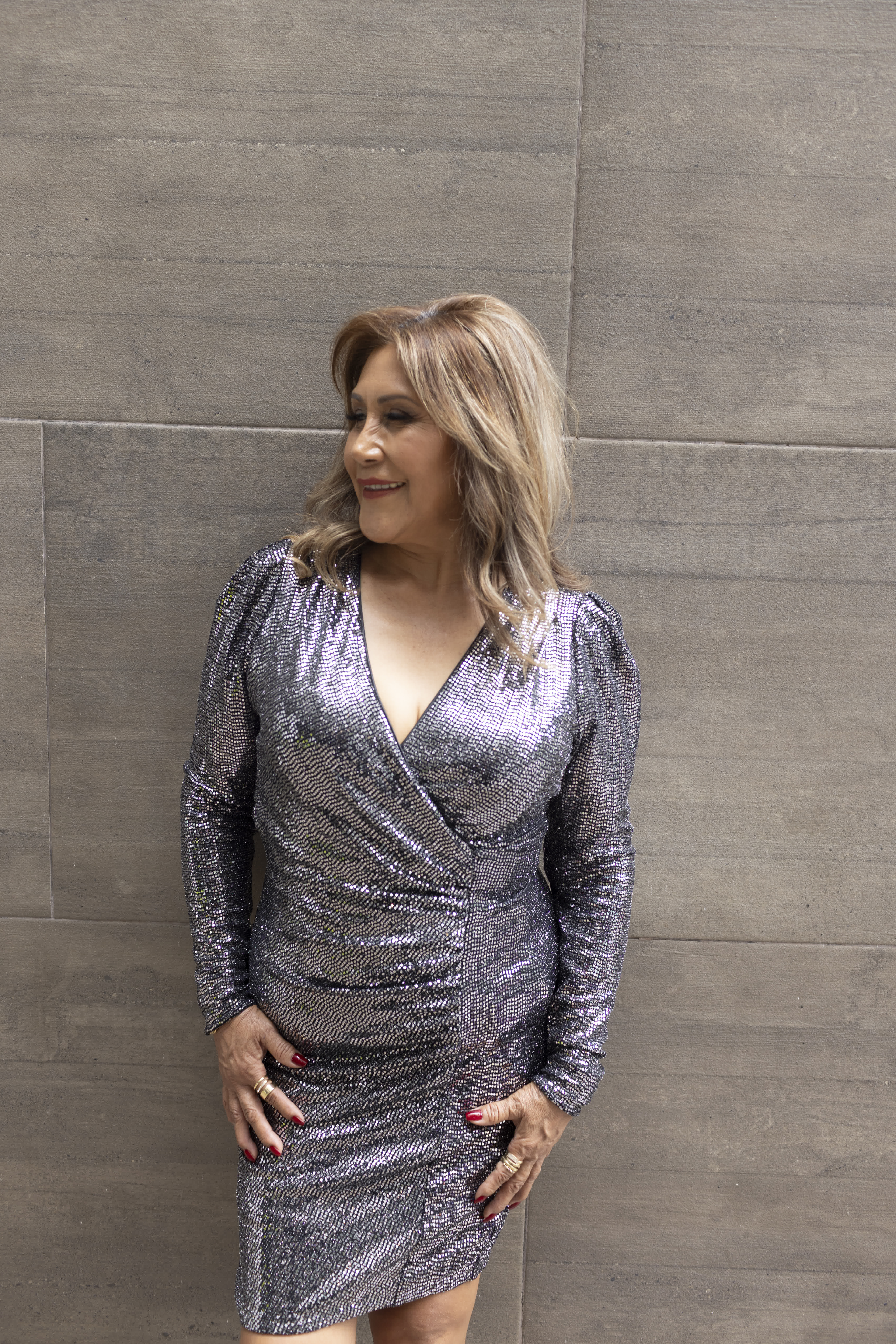 Detalle del tejido brillante con lentejuelas