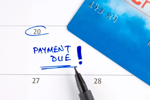 Tips to avoid Late Payments and build good credit score | Bright Money