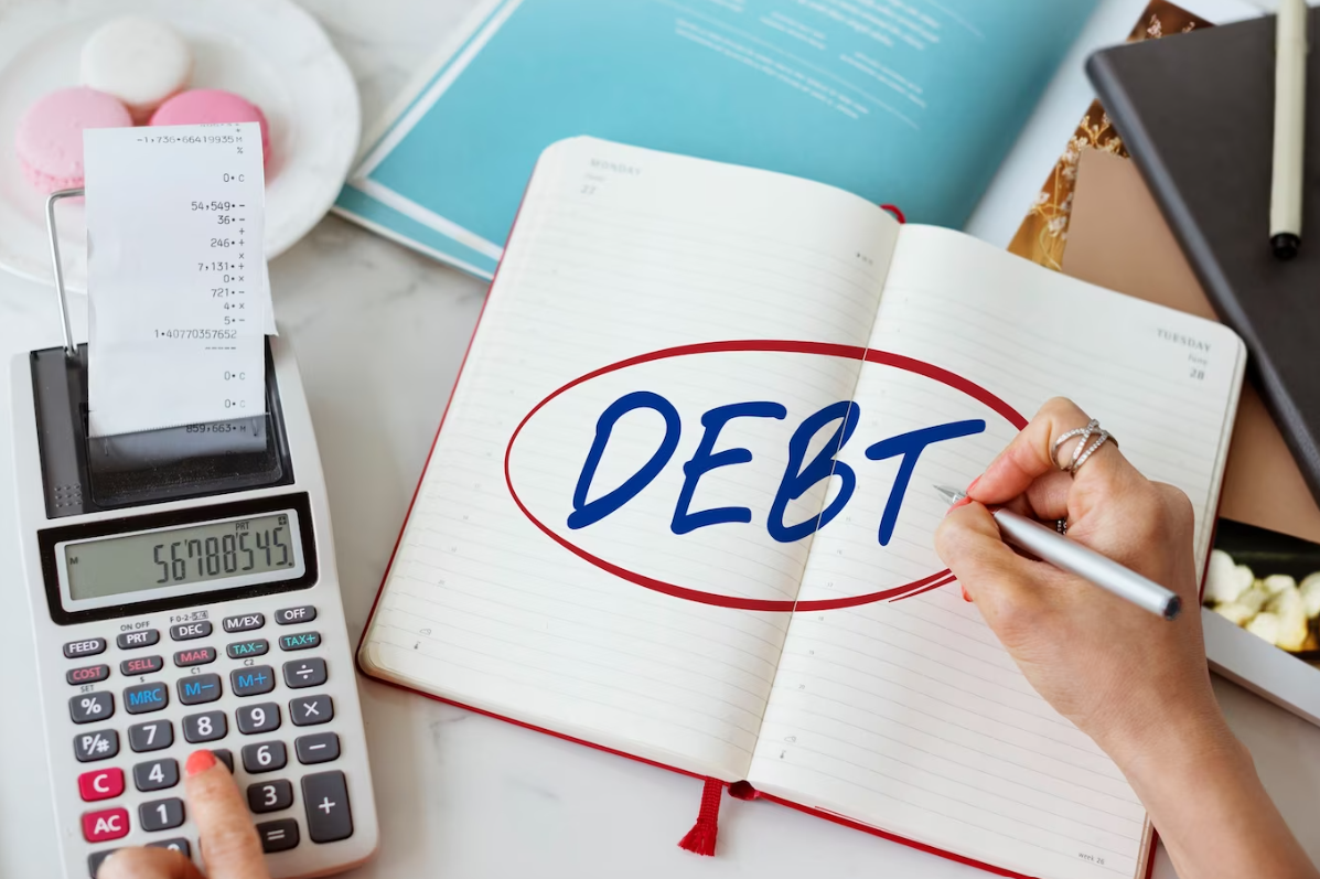 10 Debt Management Services in the US to ease Debt Burden| Bright Money