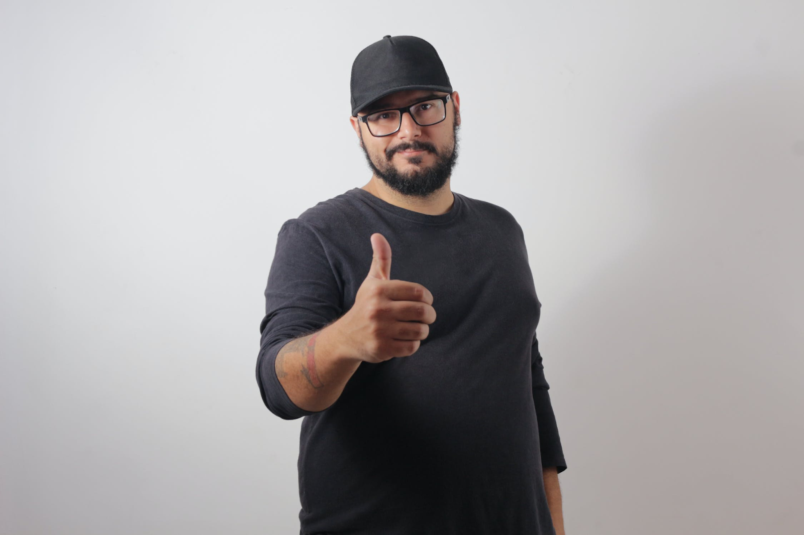 What is the difference between Good Credit and No Debt? Bright