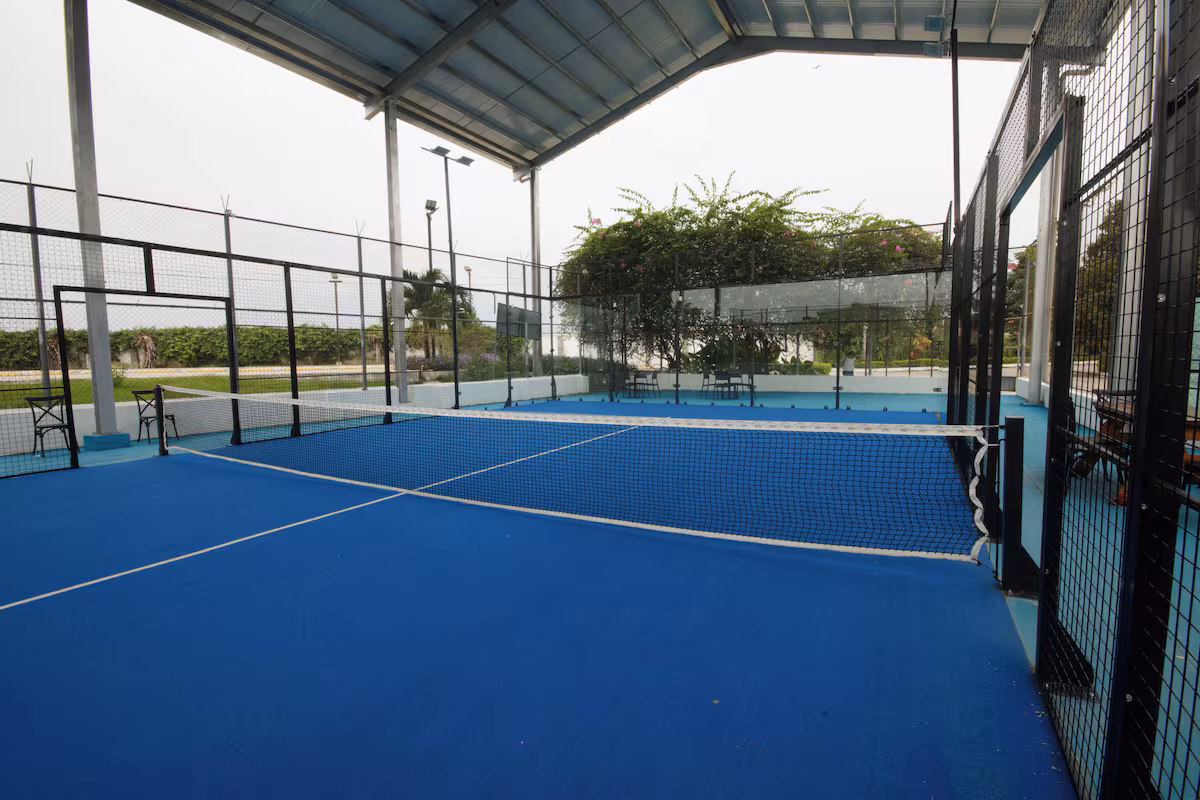 hotel-gran-david-panama-1-padel-courts-santiago-hero.jpg