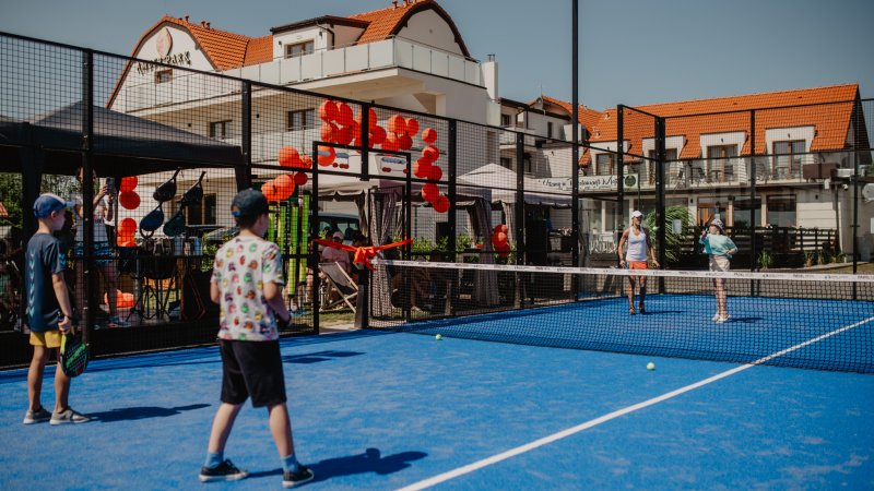 amber-park-spa-poland-1-padel-courts-niechorze-court1.jpg