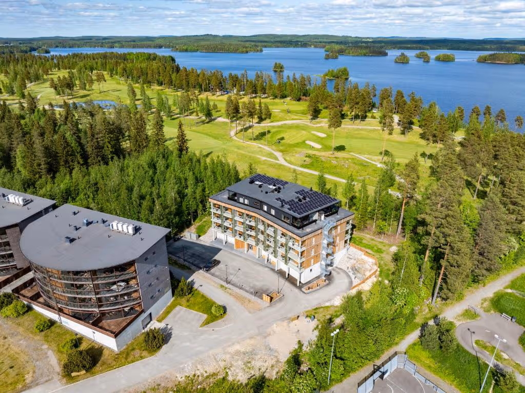 tahko-spa-hotel-finland-3-padel-courts-north-savo-property1.jpg