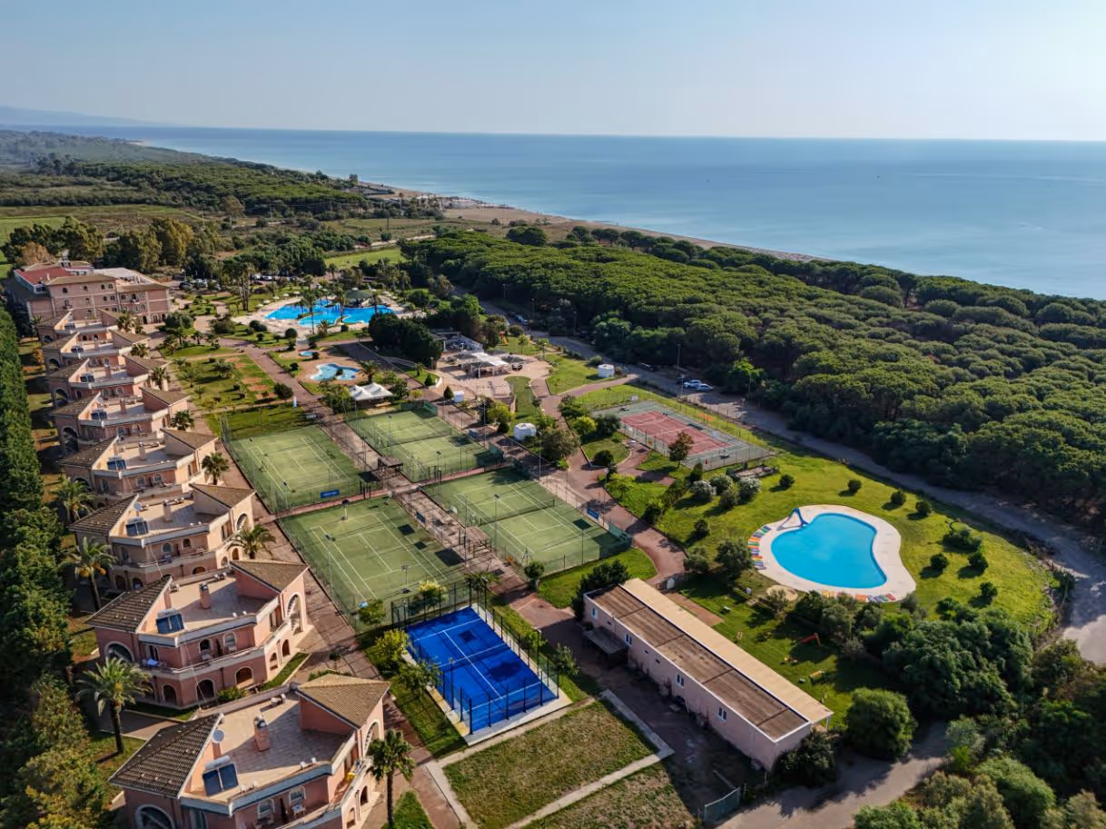 BVAironeResort-Italy-1-CoriglianoCalabro-hero