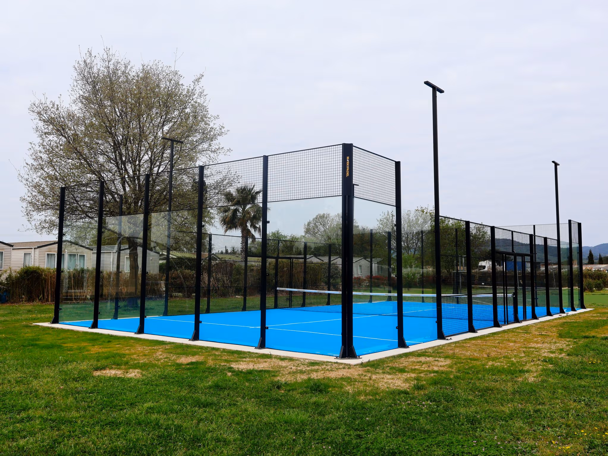 holiday-marina-resort-france-1-padel-courts-grimaud-hero.jpeg