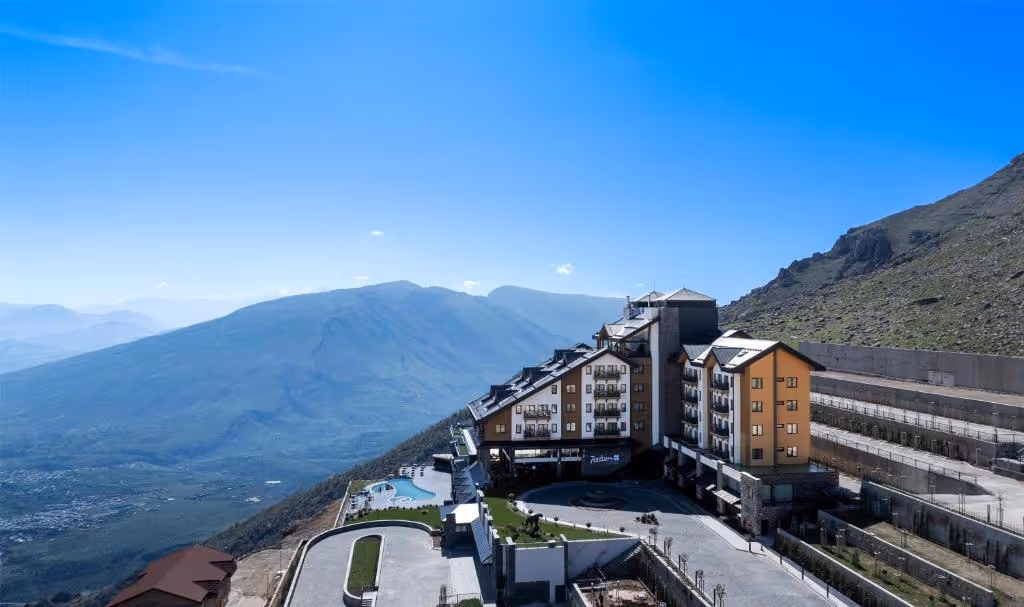 RadissonBluResort&SpaKorekMountain-Iraq-1-Kurdistan-property1.jpg