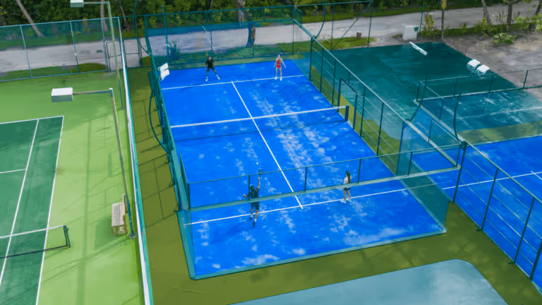 meeru-maldives-maldives-2-padel-courts-north-malé-atoll-court1.png