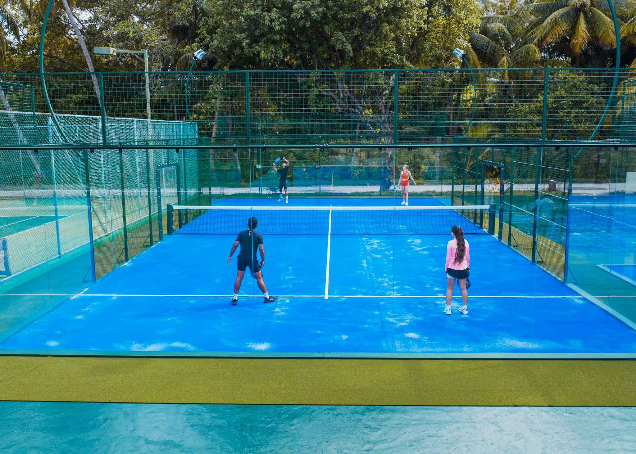 meeru-maldives-maldives-2-padel-courts-north-malé-atoll-court2.jpg