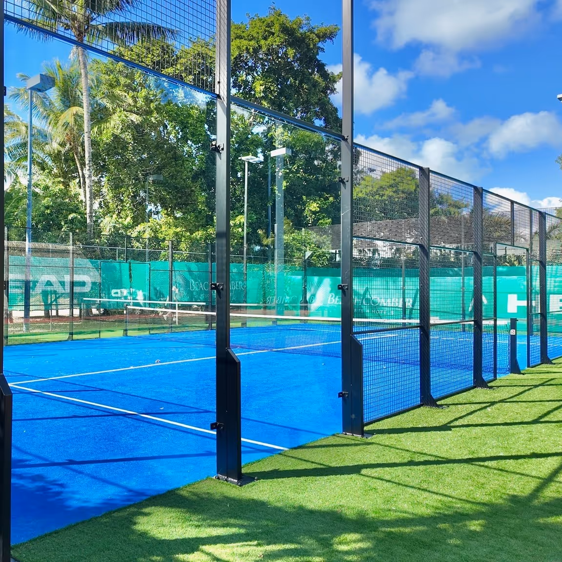 royal-palm-beachcomber-luxury-mauritius-1-padel-courts-grand-baie-hero.jpg