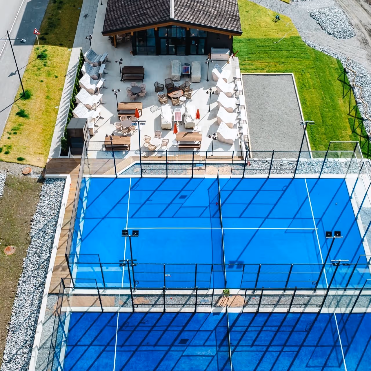 fýri-resort-norway-3-padel-courts-hemsedal-court1.jpg