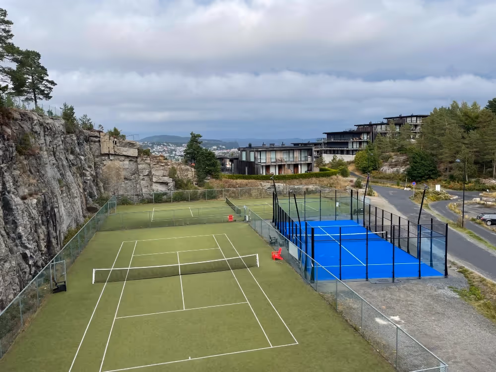 kragerø-resort-norway-1-padel-courts-stabbestad-court3.jpg