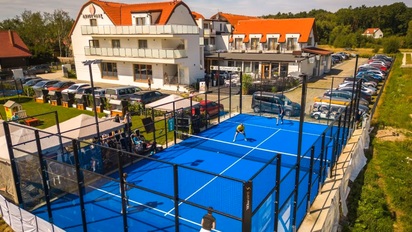 hero-amber-park-spa-poland-1-padel-courts-niechorze.jpg