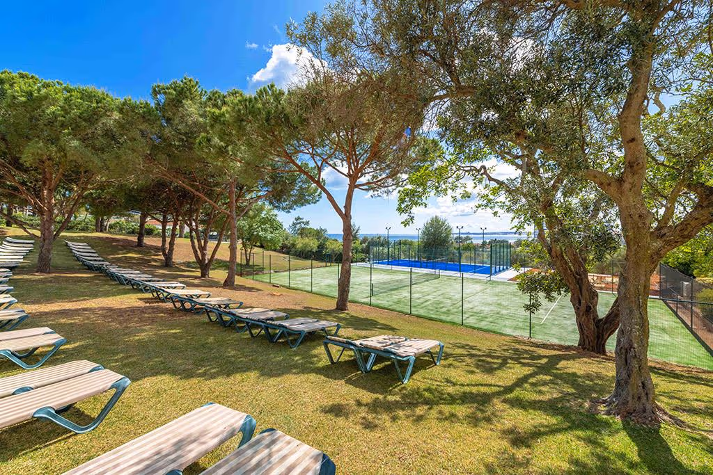 pestana-blue-alvor-beach-portugal-1-padel-courts-alvor-court1.jpg